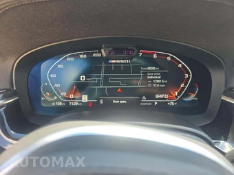 2021 BMW 5 Series Sedan M550i xDrive - miniatura 6