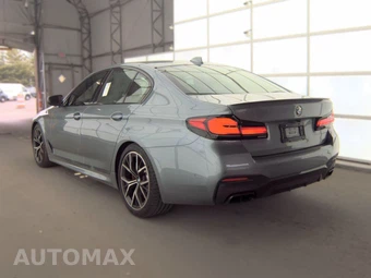 2021 BMW 5 Series Sedan M550i xDrive - miniatura 6
