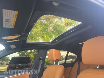 2021 BMW 5 Series Sedan M550i xDrive - miniatura 8
