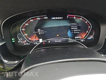 2021 BMW 5 Series Sedan M550i xDrive - miniatura 12