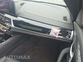 2021 BMW 5 Series Sedan M550i xDrive - miniatura 19