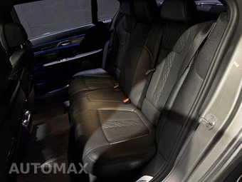 2021 BMW 7 Series Sedan 740i M SPORT LINE - miniatura 10