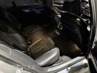 2021 BMW 7 Series Sedan 740i M SPORT LINE - miniatura 11
