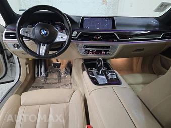 2021 BMW 7 Series Sedan 740i M SPORT LINE - miniatura 11