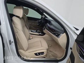 2021 BMW 7 Series Sedan 740i M SPORT LINE - miniatura 8