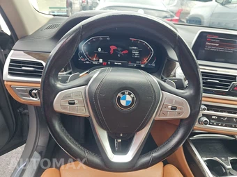 2021 BMW 7 Series Sedan 740i - miniatura 10