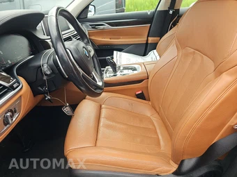 2021 BMW 7 Series Sedan 740i - miniatura 7