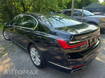 2021 BMW 7 Series Sedan 740i – miniatura 6