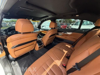2021 BMW 7 Series Sedan 740i xDrive M SPORT LINE - miniatura 17