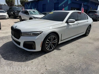 2021 BMW 7 Series Sedan 740i xDrive M SPORT LINE - miniatura 2