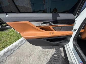2021 BMW 7 Series Sedan 740i xDrive M SPORT LINE - miniatura 38
