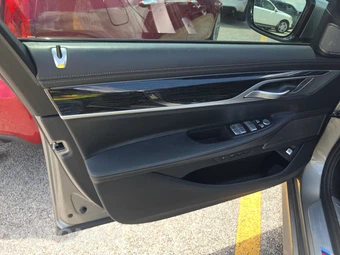 2021 BMW 7 Series Sedan 740i xDrive M SPORT LINE - miniatura 9