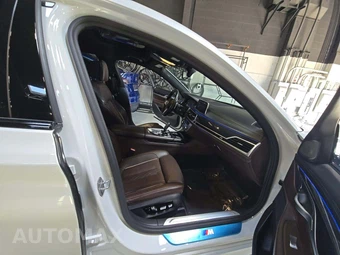 2021 BMW 7 Series Sedan 750i xDrive M SPORT LINE - miniatura 18