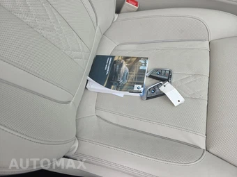2021 BMW 7 Series Sedan 750i xDrive M SPORT LINE - miniatura 26