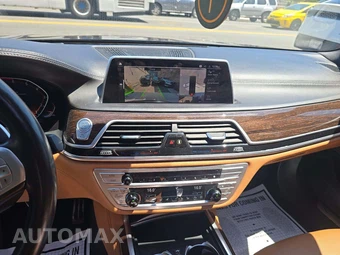2021 BMW 7 Series Sedan 750i xDrive M SPORT LINE - miniatura 10