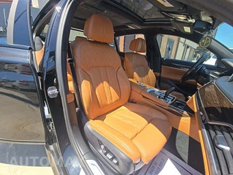 2021 BMW 7 Series Sedan 750i xDrive M SPORT LINE - miniatura 18
