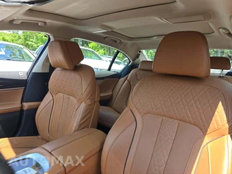 2021 BMW 7 Series Sedan 750i xDrive - miniatura 11