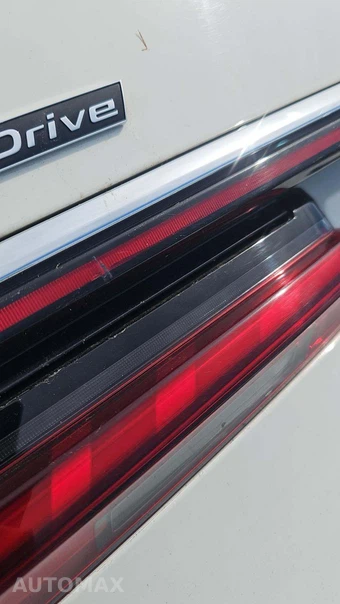 2021 BMW 7 Series Sedan 750i xDrive - miniatura 19