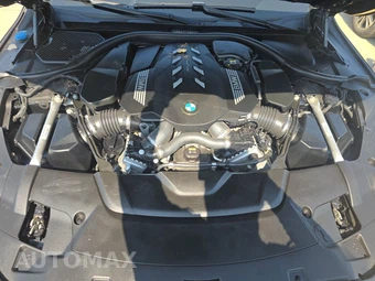 2021 BMW 7 Series Sedan 750i xDrive - miniatura 15