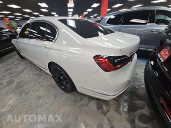 2021 BMW 7 Series Sedan 750i xDrive - miniatura 2