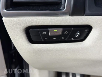 2021 BMW 8 Series Convertible M850i xDrive - miniatura 16