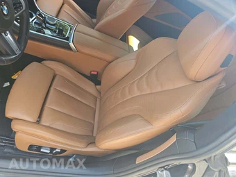 2021 BMW 8 Series Coupe 840i M SPORT LINE - miniatura 3