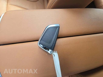 2021 BMW 8 Series Gran Coupe 840i xDrive Sedan - miniatura 5