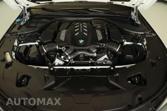 2021 BMW 8 Series Gran Coupe M850i xDrive Sedan - miniatura 30