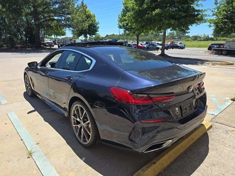 2021 BMW 8 Series Gran Coupe M850i xDrive Sedan - miniatura 2