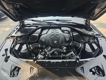 2021 BMW 8 Series Gran Coupe M850i xDrive Sedan - miniatura 19