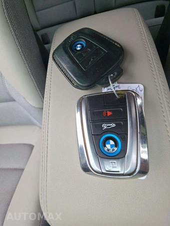 2021 BMW i3 w/Range Extender s w/Rear Doors MEGA WORLD - miniatura 5