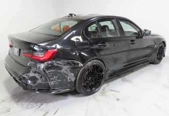 2021 BMW M3 Sedan Competition - miniatura 3