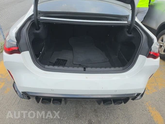 2021 BMW M4 Coupe - miniatura 16