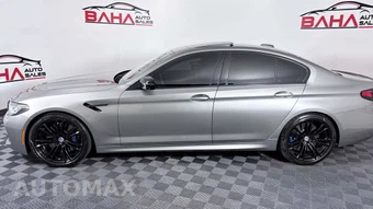 2021 BMW M5 Sedan - miniatura 3