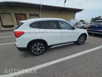 2021 BMW X1 Sports Activity Vehicle sDrive28i - miniatura 4