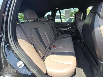 2021 BMW X5 M Sports Activity Vehicle - miniatura 16