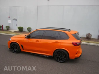 2021 BMW X5 M Sports Activity Vehicle – miniatura 26