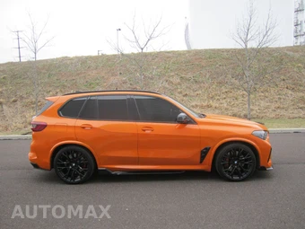 2021 BMW X5 M Sports Activity Vehicle – miniatura 9