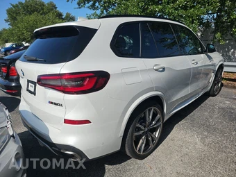 2021 BMW X5 Sports Activity Vehicle M50i - miniatura 4