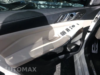 2021 BMW X5 Sports Activity Vehicle M50i - miniatura 9