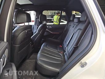 2021 BMW X5 Sports Activity Vehicle M50i - miniatura 13