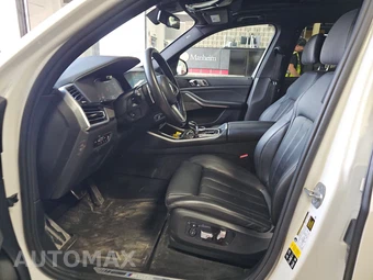 2021 BMW X5 Sports Activity Vehicle M50i - miniatura 7
