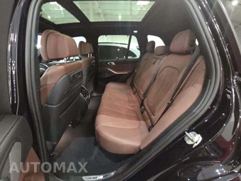 2021 BMW X5 Sports Activity Vehicle M50i - miniatura 13