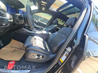 2021 BMW X5 Sports Activity Vehicle M50i - miniatura 3