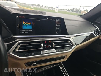 2021 BMW X5 Sports Activity Vehicle M50i - miniatura 11