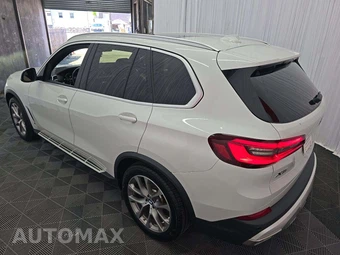 2021 BMW X5 Sports Activity Vehicle xDrive40i - miniatura 2
