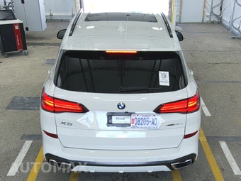 2021 BMW X5 Sports Activity Vehicle xDrive45e M SPORT LINE - miniatura 5