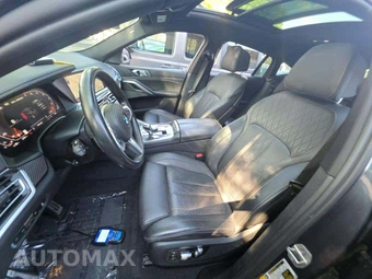2021 BMW X6 Sports Activity Coupe M50i - miniatura 6