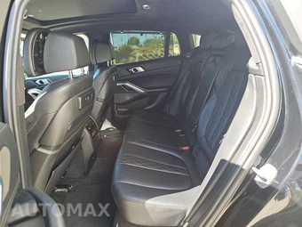 2021 BMW X6 Sports Activity Coupe M50i - miniatura 13