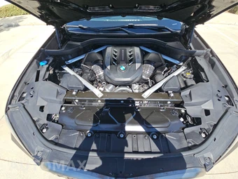 2021 BMW X6 Sports Activity Coupe M50i - miniatura 16